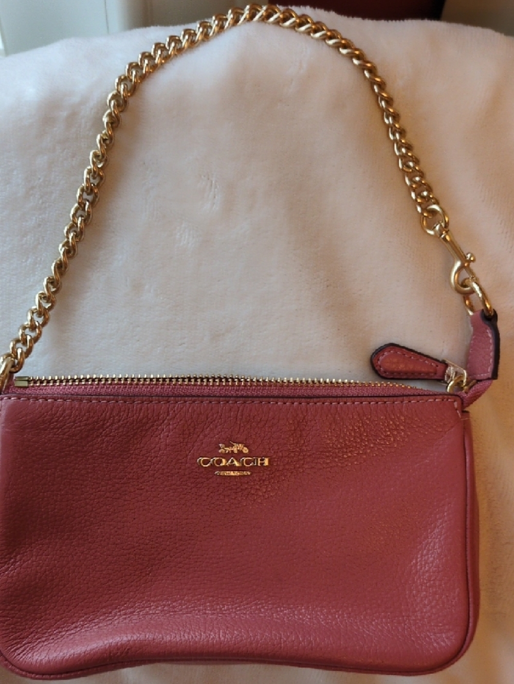 COACH Pebbled Leather Wristlet in Dusty Rose - Picture 6 of 6